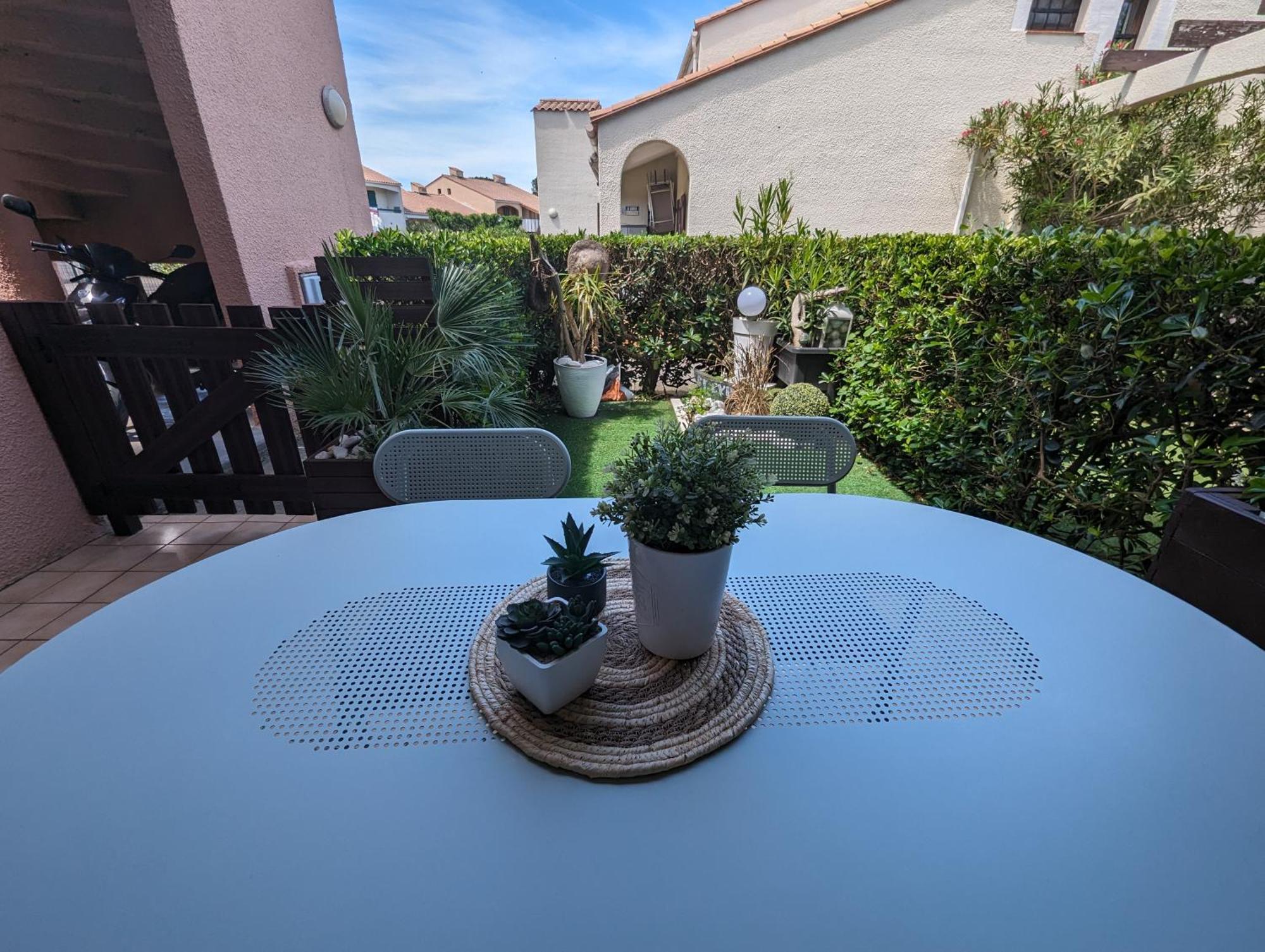Appartement Bord De Mer, Piscine Et Wifi *