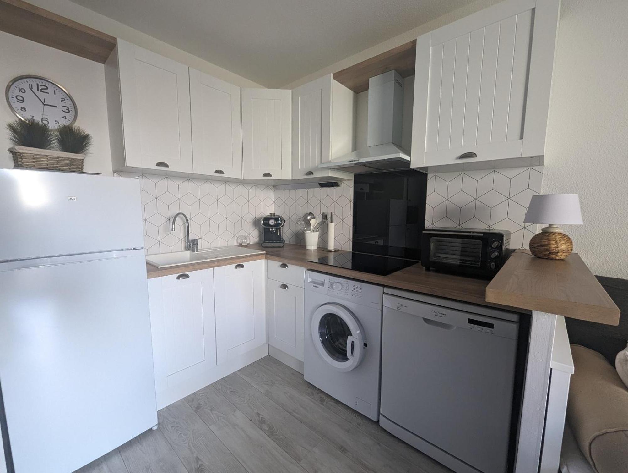 Apartment Bord De Mer, Piscine Et Wifi *
